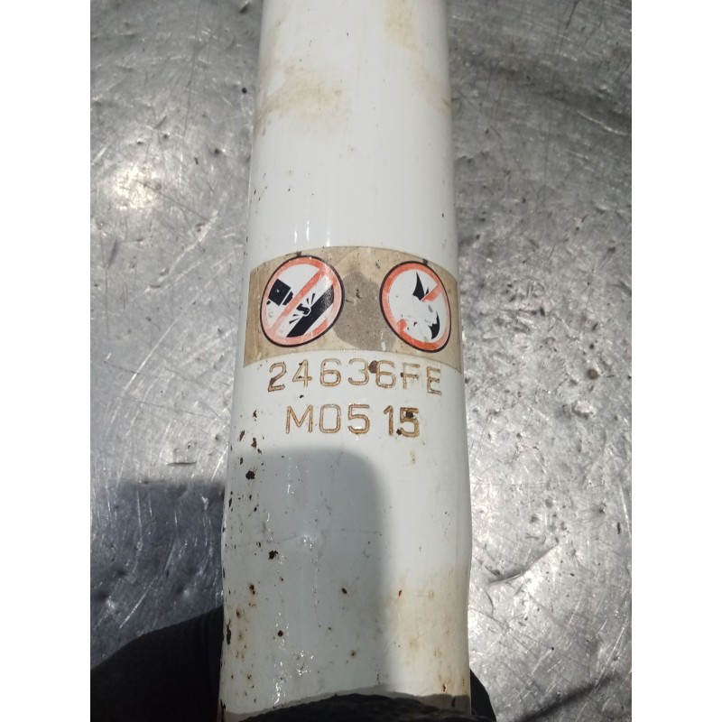 Recambio de amortiguador trasero izquierdo para mitsubishi l200 / triton (ka_t, kb_t) 2.5 di-d 4wd (kb4t) referencia OEM IAM 246