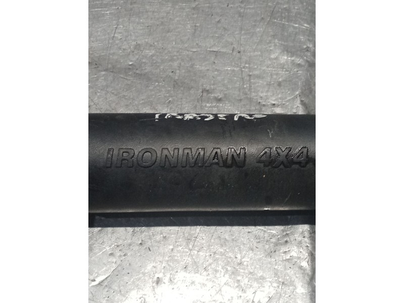 Recambio de amortiguador trasero izquierdo para mitsubishi l200 / triton (ka_t, kb_t) 2.5 di-d 4wd (kb4t) referencia OEM IAM 246