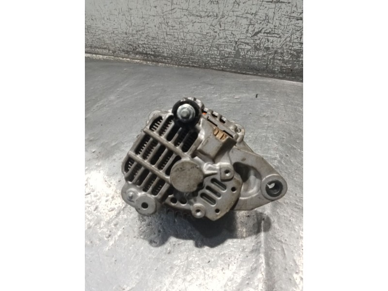 Recambio de alternador para mitsubishi l200 / triton (ka_t, kb_t) 2.5 di-d 4wd (kb4t) referencia OEM IAM A3TG3391 155579120130 0