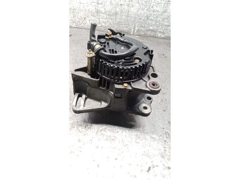 Recambio de alternador para volkswagen vento (1h2) 1.9 d referencia OEM IAM 030903027E 70A 91