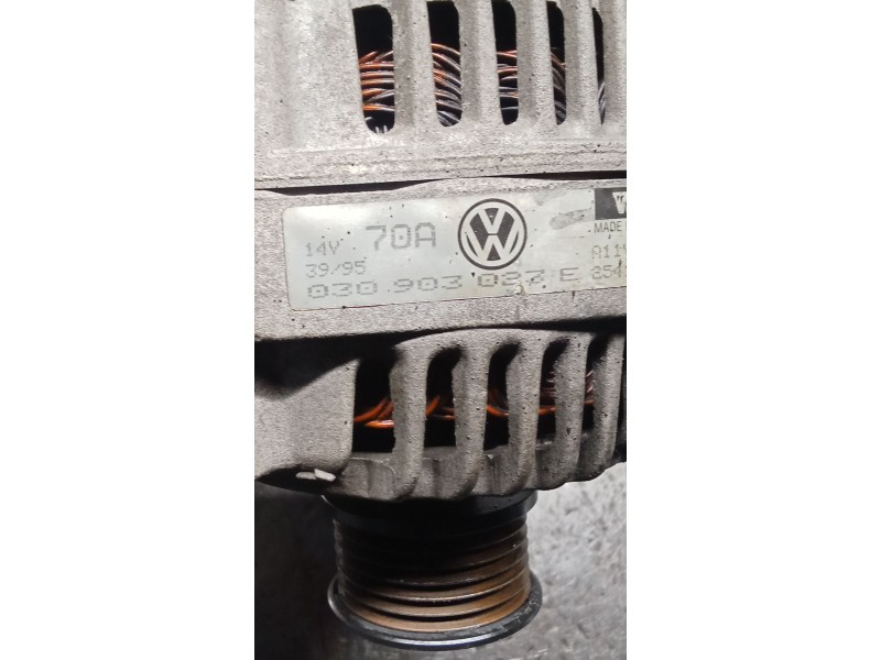 Recambio de alternador para volkswagen vento (1h2) 1.9 d referencia OEM IAM 030903027E 70A 91
