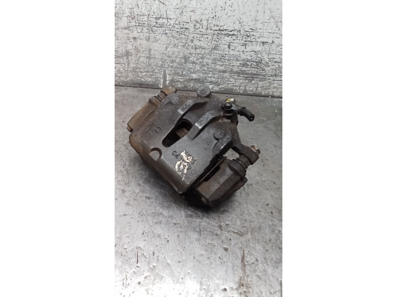 Recambio de pinza freno delantera derecha para kia cee´d hatchback (ed) 1.6 crdi 115 referencia OEM IAM   06