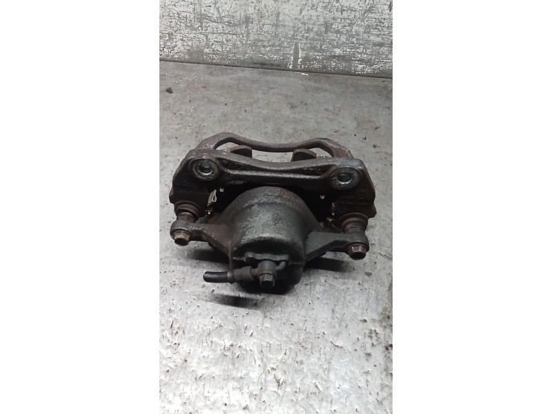 Recambio de pinza freno delantera izquierda para kia cee´d hatchback (ed) 1.6 crdi 115 referencia OEM IAM   06