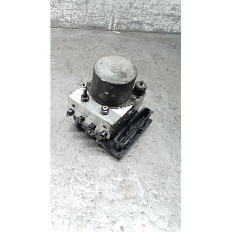 Recambio de abs para kia cee´d hatchback (ed) 1.6 crdi 115 referencia OEM IAM 0265950938 0265230231 589201H650