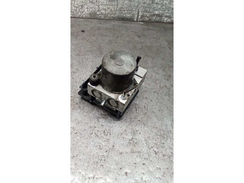 Recambio de abs para kia cee´d hatchback (ed) 1.6 crdi 115 referencia OEM IAM 0265950938 0265230231 589201H650