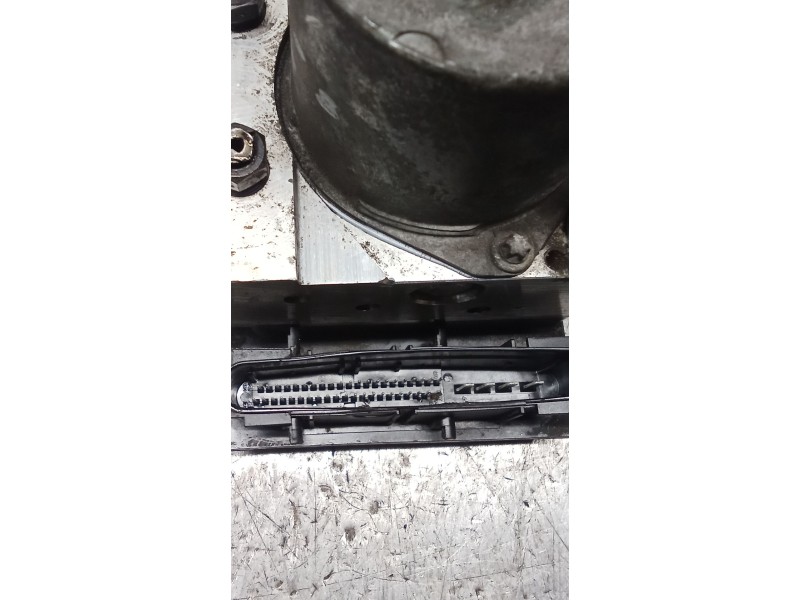 Recambio de abs para kia cee´d hatchback (ed) 1.6 crdi 115 referencia OEM IAM 0265950938 0265230231 589201H650