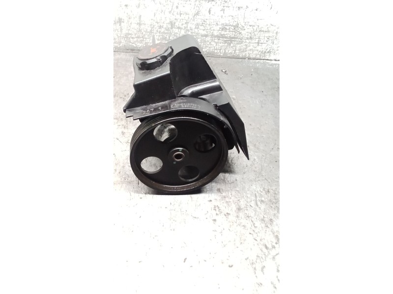 Recambio de bomba direccion para peugeot 206 hatchback (2a/c) 1.6 i referencia OEM IAM 9631411580 26064217 98