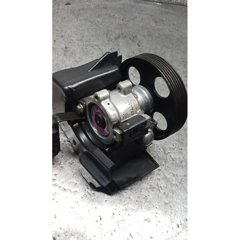 Recambio de bomba direccion para peugeot 206 hatchback (2a/c) 1.6 i referencia OEM IAM 9631411580 26064217 98