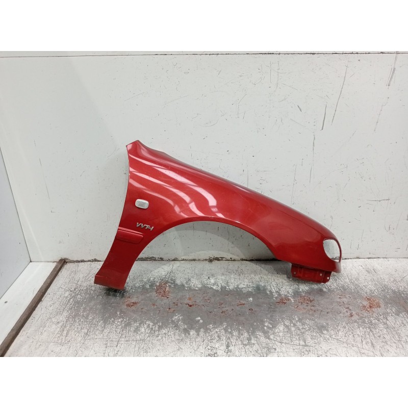 Recambio de aleta delantera derecha para toyota corolla (_e12_) 1.4 vvt-i (zze120_) referencia OEM IAM   