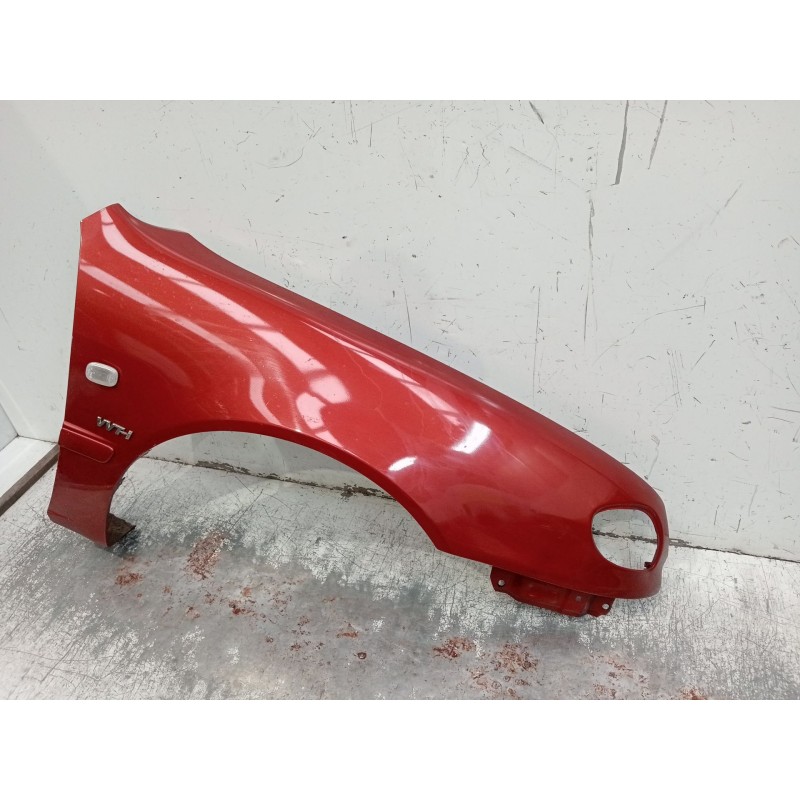 Recambio de aleta delantera derecha para toyota corolla (_e12_) 1.4 vvt-i (zze120_) referencia OEM IAM   