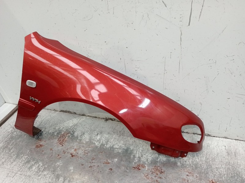 Recambio de aleta delantera derecha para toyota corolla (_e12_) 1.4 vvt-i (zze120_) referencia OEM IAM   