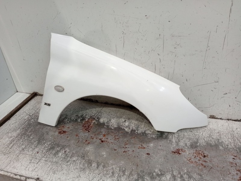 Recambio de aleta delantera derecha para peugeot 206 hatchback (2a/c) 1.6 i referencia OEM IAM   