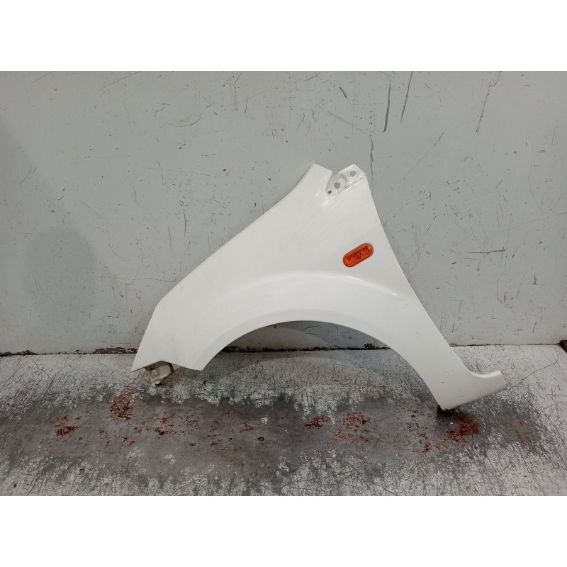 Recambio de aleta delantera izquierda para ford fiesta v (jh_, jd_) 1.6 tdci referencia OEM IAM  3P 