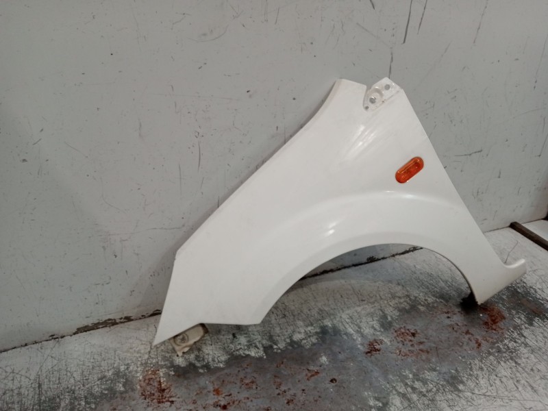 Recambio de aleta delantera izquierda para ford fiesta v (jh_, jd_) 1.6 tdci referencia OEM IAM  3P 