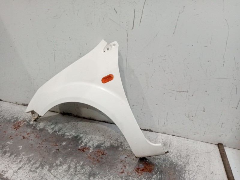 Recambio de aleta delantera izquierda para ford fiesta v (jh_, jd_) 1.6 tdci referencia OEM IAM  3P 