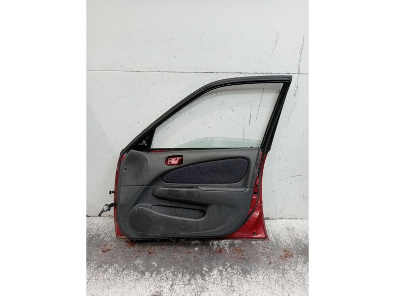 Recambio de puerta delantera derecha para toyota corolla (_e12_) 1.4 vvt-i (zze120_) referencia OEM IAM  5P 