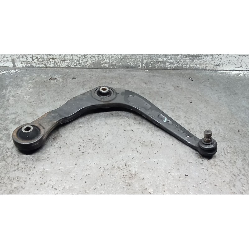 Recambio de brazo suspension inferior delantero derecho para peugeot 206 hatchback (2a/c) 1.6 i referencia OEM IAM   98
