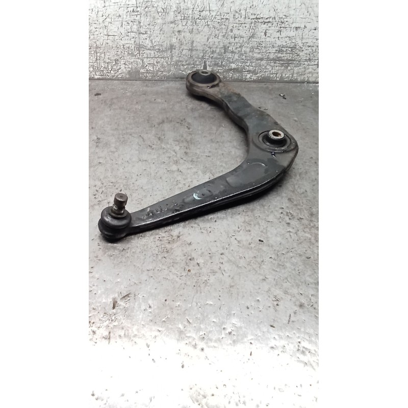 Recambio de brazo suspension inferior delantero derecho para peugeot 206 hatchback (2a/c) 1.6 i referencia OEM IAM   98