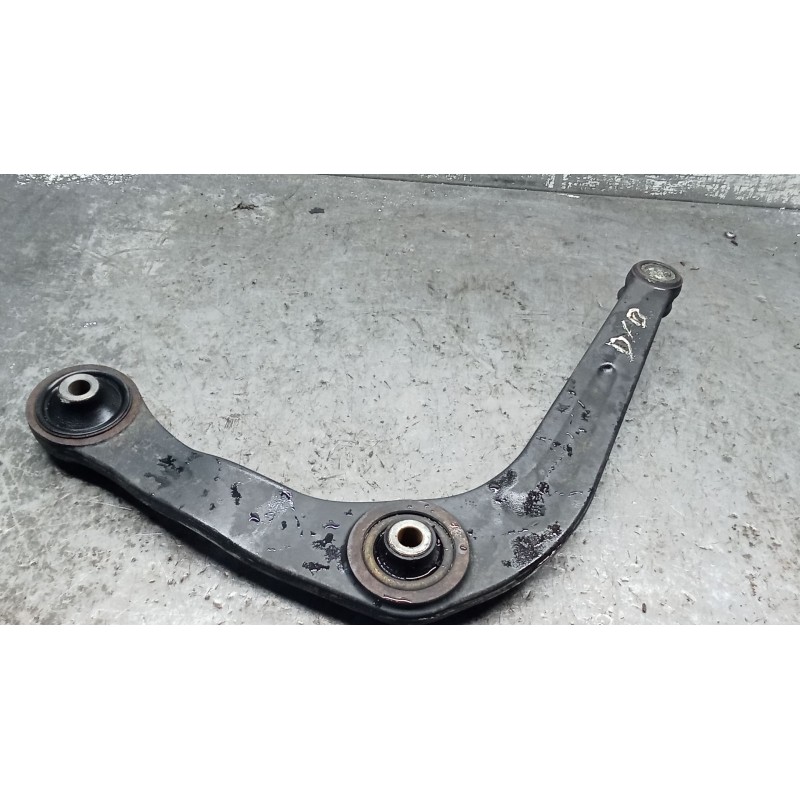 Recambio de brazo suspension inferior delantero derecho para peugeot 206 hatchback (2a/c) 1.6 i referencia OEM IAM   98