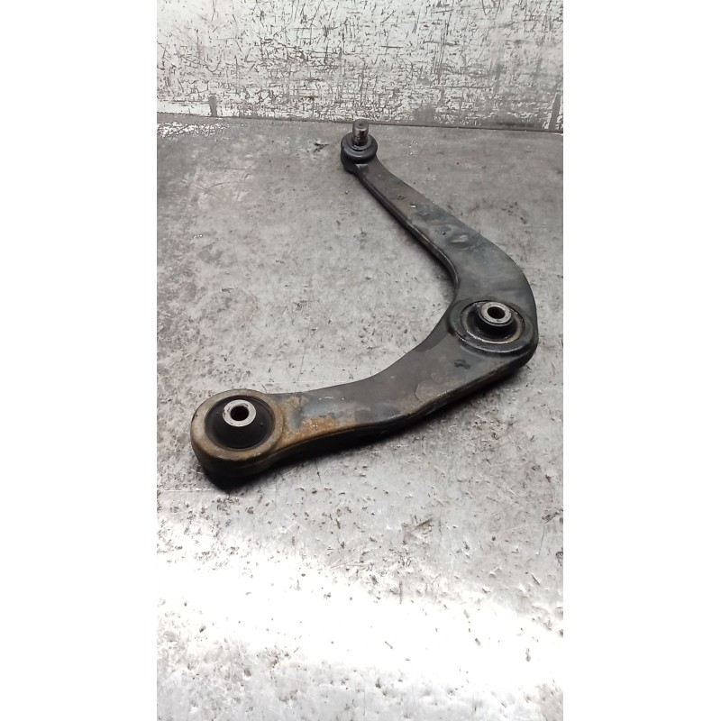 Recambio de brazo suspension inferior delantero izquierdo para peugeot 206 hatchback (2a/c) 1.6 i referencia OEM IAM   98