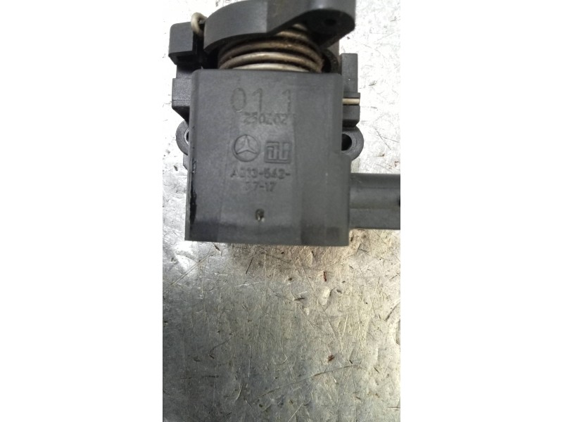 Recambio de potenciometro pedal para mercedes vaneo (w414) furgoneta compacta 1.7 cdi vaneo (414.700) referencia OEM IAM A013542