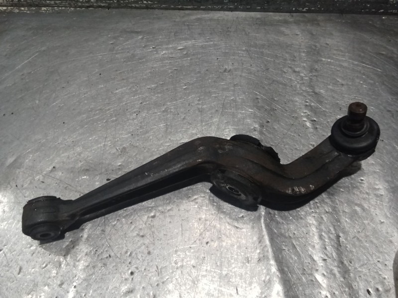 Recambio de brazo suspension inferior delantero derecho para peugeot 309 ii (3c, 3a) 1.4 referencia OEM IAM   90
