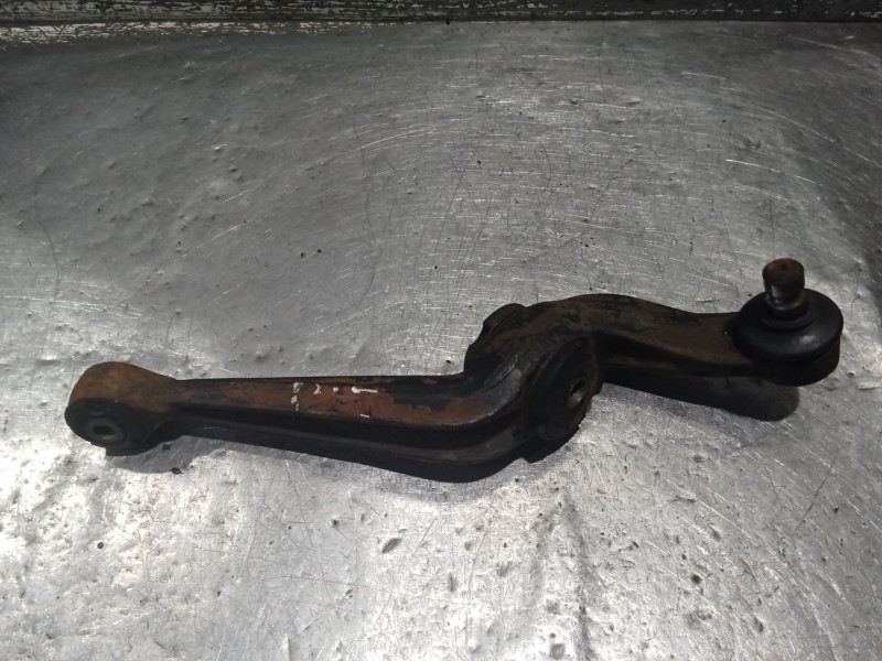 Recambio de brazo suspension inferior delantero izquierdo para peugeot 309 ii (3c, 3a) 1.4 referencia OEM IAM   90