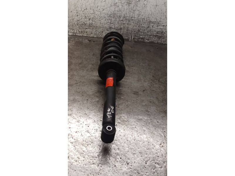 Recambio de amortiguador trasero derecho para volkswagen vento (1h2) 1.9 d referencia OEM IAM 739616  91