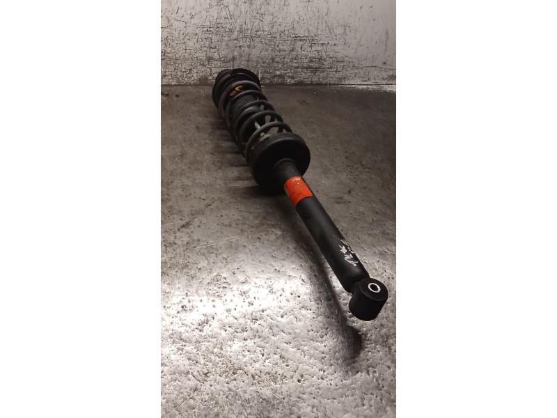 Recambio de amortiguador trasero derecho para volkswagen vento (1h2) 1.9 d referencia OEM IAM 739616  91