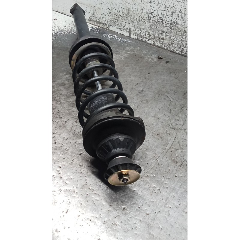 Recambio de amortiguador trasero derecho para volkswagen vento (1h2) 1.9 d referencia OEM IAM 739616  91