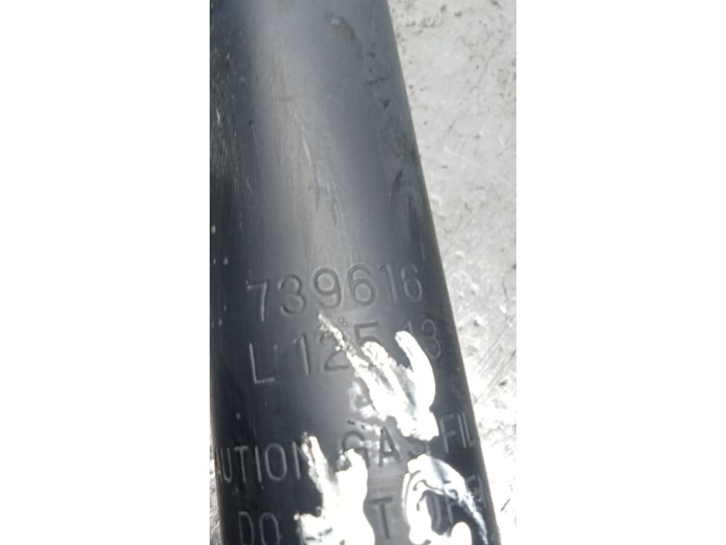 Recambio de amortiguador trasero derecho para volkswagen vento (1h2) 1.9 d referencia OEM IAM 739616  91