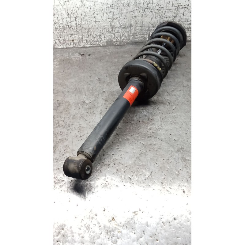 Recambio de amortiguador trasero izquierdo para volkswagen vento (1h2) 1.9 d referencia OEM IAM 739616  91