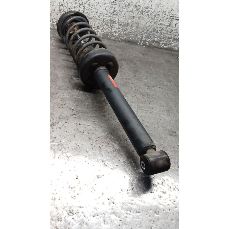 Recambio de amortiguador trasero izquierdo para volkswagen vento (1h2) 1.9 d referencia OEM IAM 739616  91