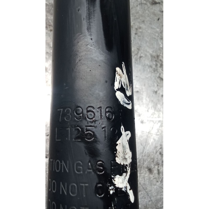 Recambio de amortiguador trasero izquierdo para volkswagen vento (1h2) 1.9 d referencia OEM IAM 739616  91
