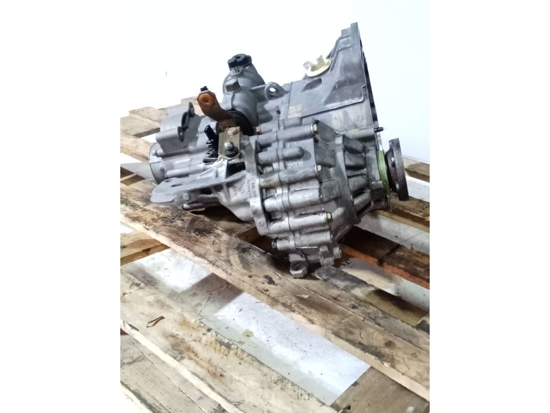Recambio de caja cambios para volkswagen vento (1h2) 1.9 d referencia OEM IAM CHC 5V 27095 14 5