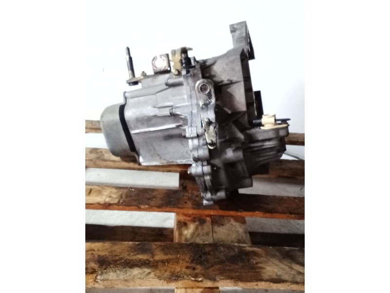 Recambio de caja cambios para peugeot 309 ii (3c, 3a) 1.4 referencia OEM IAM 02CB76 5V 0615107