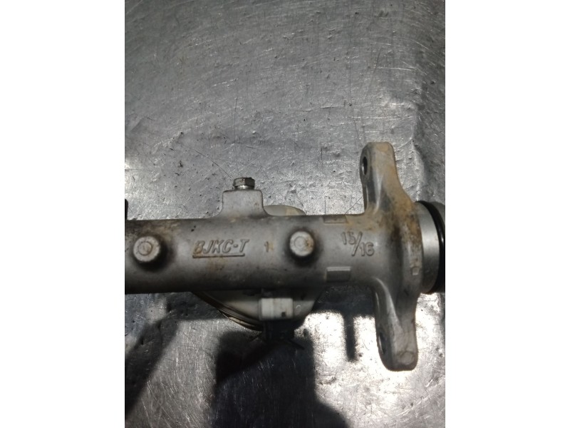 Recambio de bomba freno para mitsubishi l200 / triton (ka_t, kb_t) 2.5 di-d 4wd (kb4t) referencia OEM IAM   05