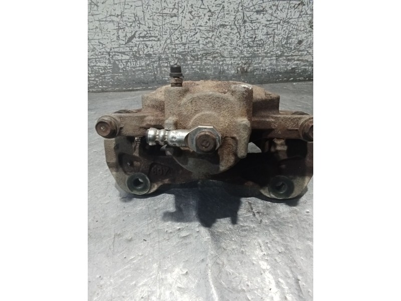 Recambio de pinza freno delantera derecha para mitsubishi l200 / triton (ka_t, kb_t) 2.5 di-d 4wd (kb4t) referencia OEM IAM   05
