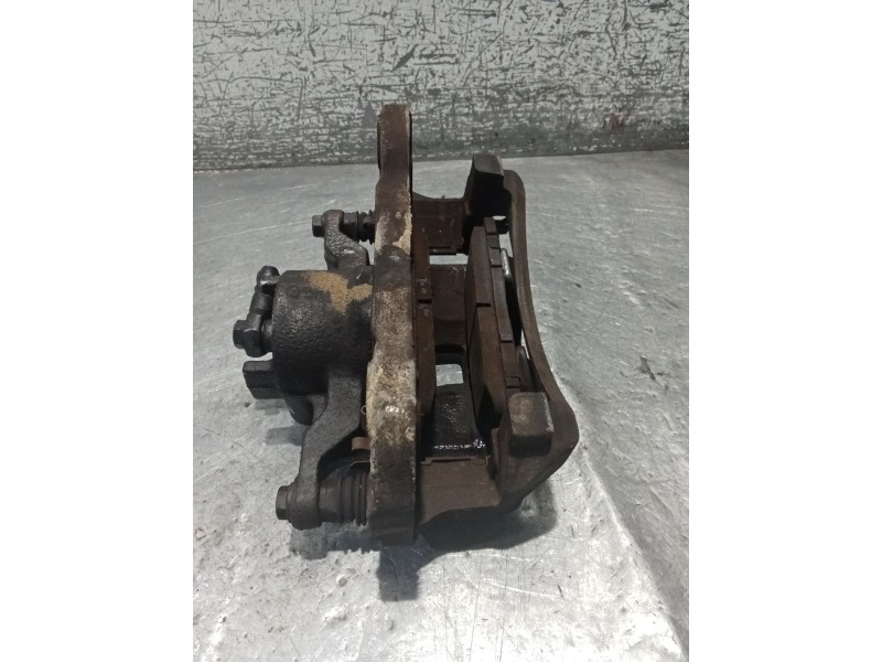 Recambio de pinza freno delantera izquierda para mitsubishi l200 / triton (ka_t, kb_t) 2.5 di-d 4wd (kb4t) referencia OEM IAM   