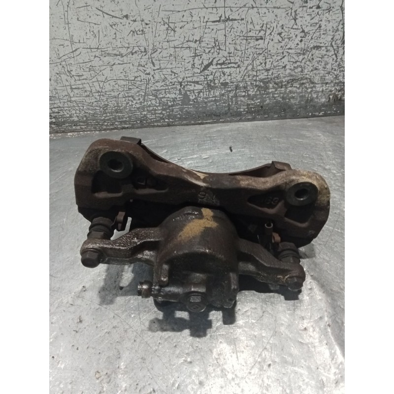 Recambio de pinza freno delantera izquierda para mitsubishi l200 / triton (ka_t, kb_t) 2.5 di-d 4wd (kb4t) referencia OEM IAM   