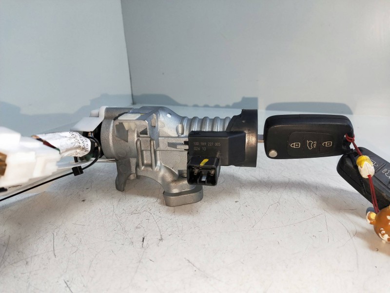 Recambio de conmutador de arranque para kia venga 1.4 crdi cat referencia OEM IAM 36444500 819201P000 