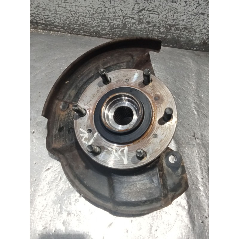 Recambio de mangueta delantera izquierda para mitsubishi l200 / triton (ka_t, kb_t) 2.5 di-d 4wd (kb4t) referencia OEM IAM   05