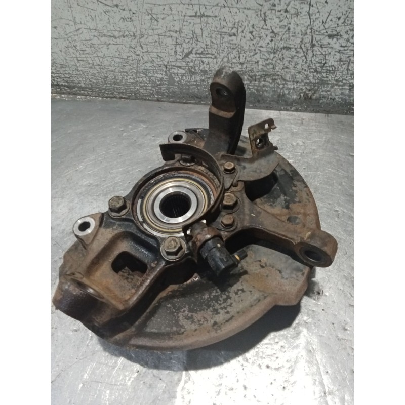 Recambio de mangueta delantera izquierda para mitsubishi l200 / triton (ka_t, kb_t) 2.5 di-d 4wd (kb4t) referencia OEM IAM   05