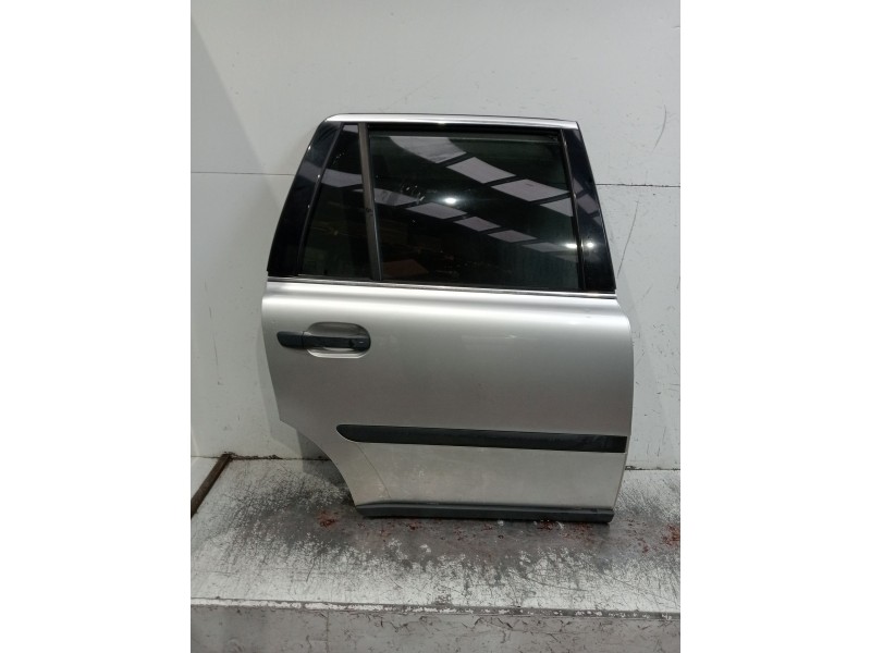 Recambio de puerta trasera derecha para volvo xc90 i (275) d5 awd referencia OEM IAM   