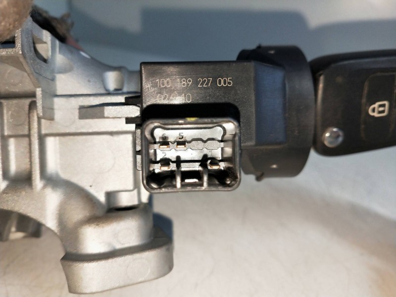 Recambio de conmutador de arranque para kia venga 1.4 crdi cat referencia OEM IAM 36444500 819201P000 