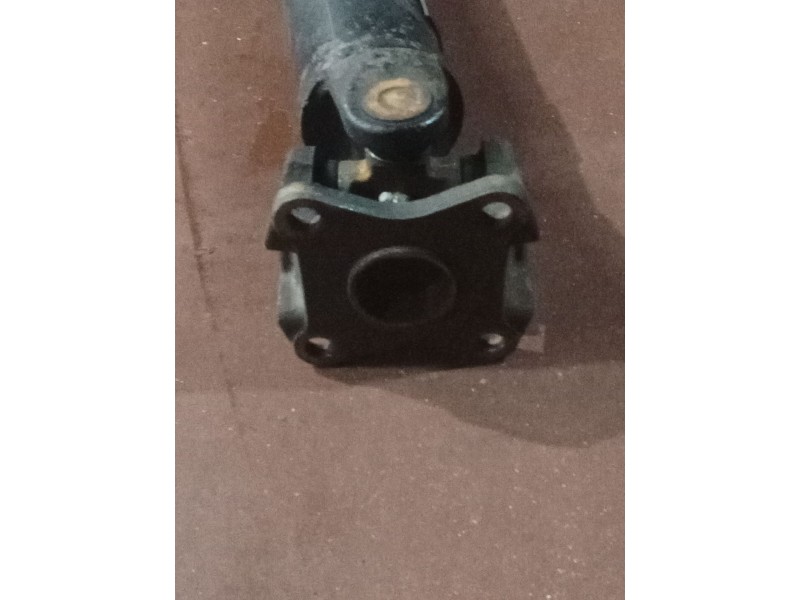 Recambio de transmision central para mitsubishi l200 / triton (ka_t, kb_t) 2.5 di-d 4wd (kb4t) referencia OEM IAM  137CM 05