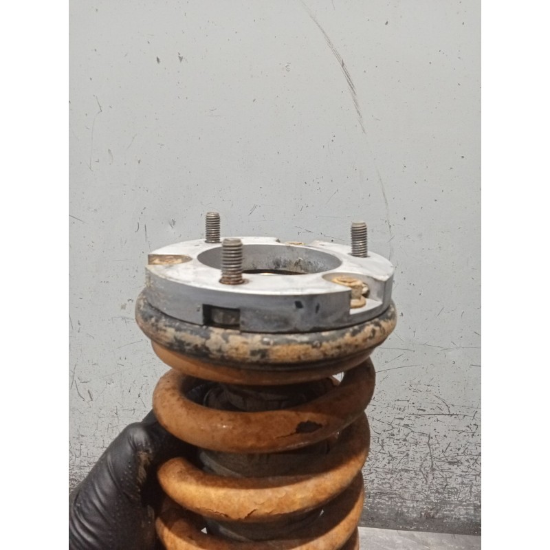 Recambio de amortiguador delantero derecho para mitsubishi l200 / triton (ka_t, kb_t) 2.5 di-d 4wd (kb4t) referencia OEM IAM 247