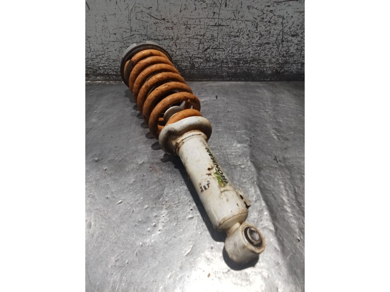 Recambio de amortiguador delantero izquierdo para mitsubishi l200 / triton (ka_t, kb_t) 2.5 di-d 4wd (kb4t) referencia OEM IAM 2