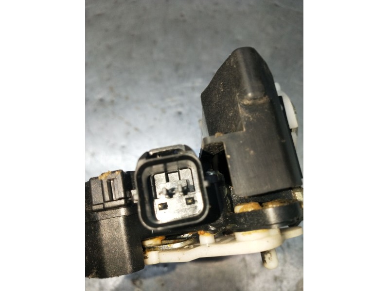 Recambio de motor cierre centralizado delantero derecho para mitsubishi l200 / triton (ka_t, kb_t) 2.5 di-d 4wd (kb4t) referenci