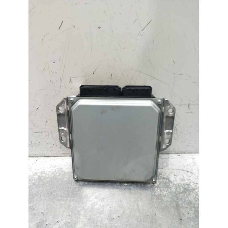 Recambio de centralita motor uce para mitsubishi l200 / triton (ka_t, kb_t) 2.5 di-d 4wd (kb4t) referencia OEM IAM 1860A549 MA27